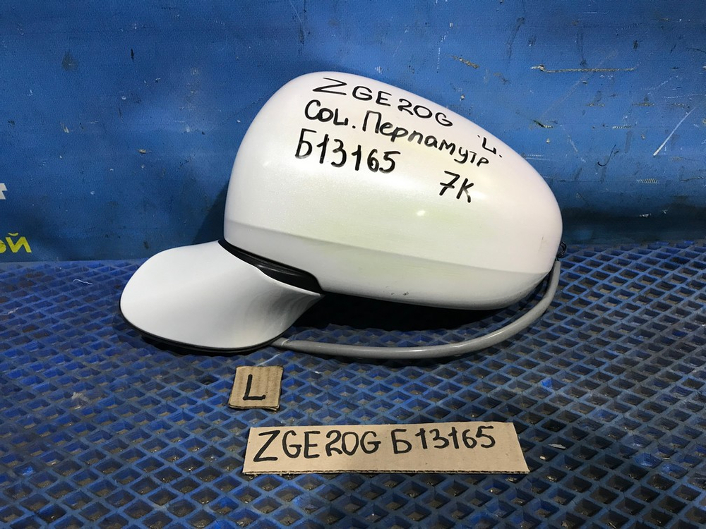 Зеркало левое TOYOTA WISH 2009-2012