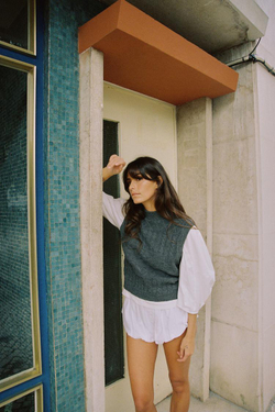 ZARA ФУТБОЛКА С КОМБИНИРОВАННЫМ ЖИЛЕТОМ, АНТРАЦИТОВО-СЕРЫЙ