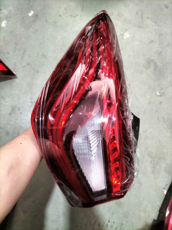 Задние левые и правые внутренние и внешние фонари для Changan Eado 2018-2019, оригинал