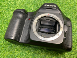Canon EOS 5D