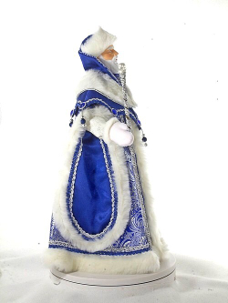 Кукла коллекционная Дед Мороз в боярской шубе из парчи, с посохом.