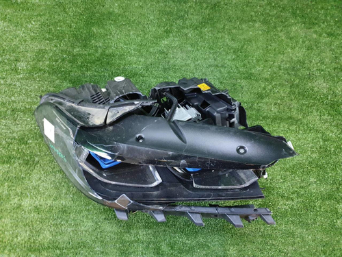 Битая Фара правая BMW X5 G05 X6 G06 (18-23) Laser Black