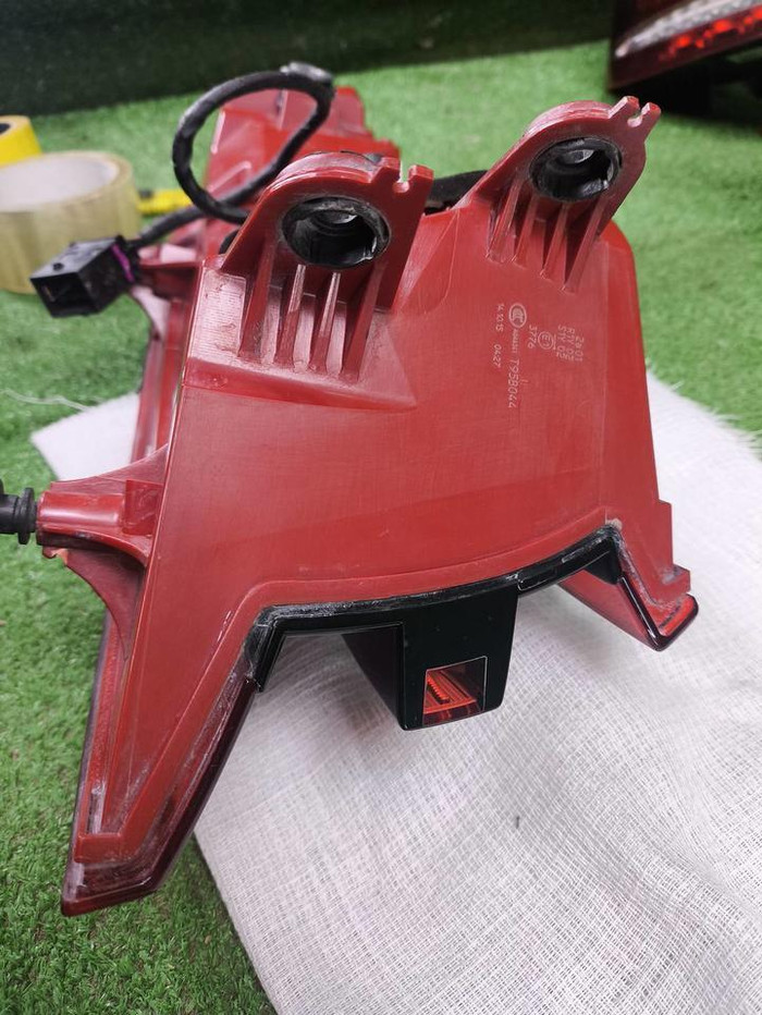 Фонарь правый внешний Porsche Macan (2014-2018)