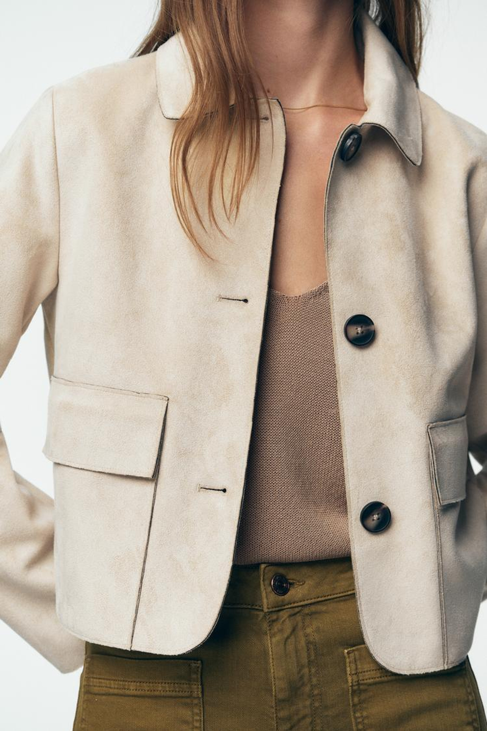 ZARA КОРОТКАЯ КУРТКА ИЗ ИСКУССТВЕННОЙ ЗАМШИ, ЭКРЮ