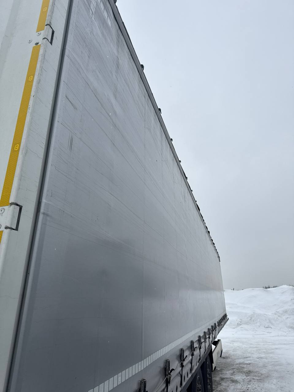Krone SD Полуприцеп шторный SD