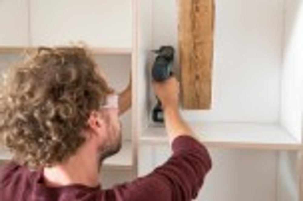 Аккумуляторная дрель-шуруповерт BOSCH AdvancedImpact 18 Set 06039B5103 Кейс, 2х2,5Ач