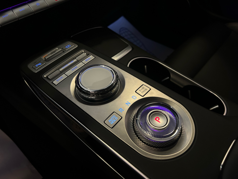 Genesis GV70, 2021 год