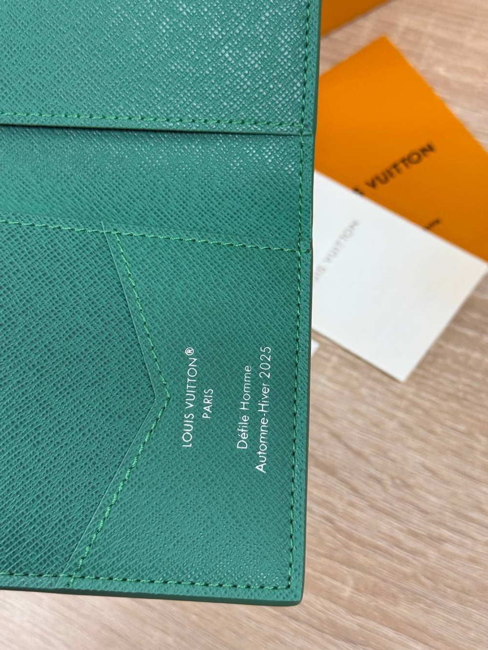 Обложка на паспорт Louis Vuitton