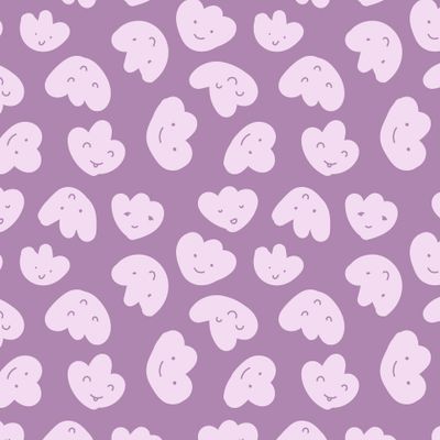 Нежные розовые облачка на сиреневом фоне