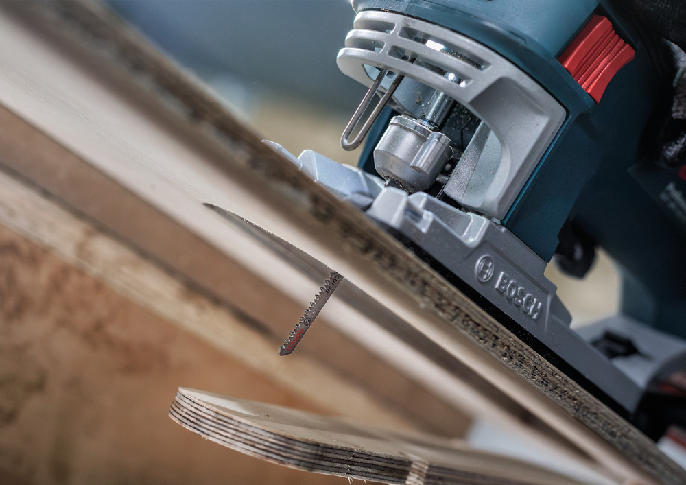 Лобзиковая пилка PRO Hardwood clean curve T101AOF BOSCH 2608634233