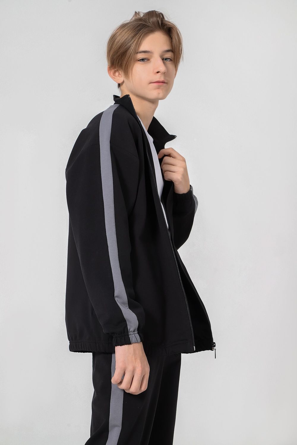 Костюм для мальчика Орион-1 Виотекс ЧЁРНЫЙ