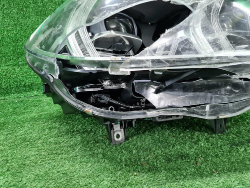 Битая Фара правая BMW X3 G01, X4 G02 (2017-2021) Adaptive LED