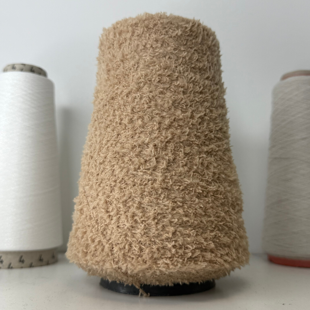 OMEGA - Pinori Filati; 100% фибра; 400м/100гр; Травка; col. 083, цвет: бежевый; Есть бобинка: 250 гр