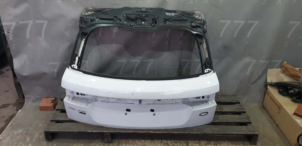 Дверь багажника Land Rover Range Rover Velar lR110352
