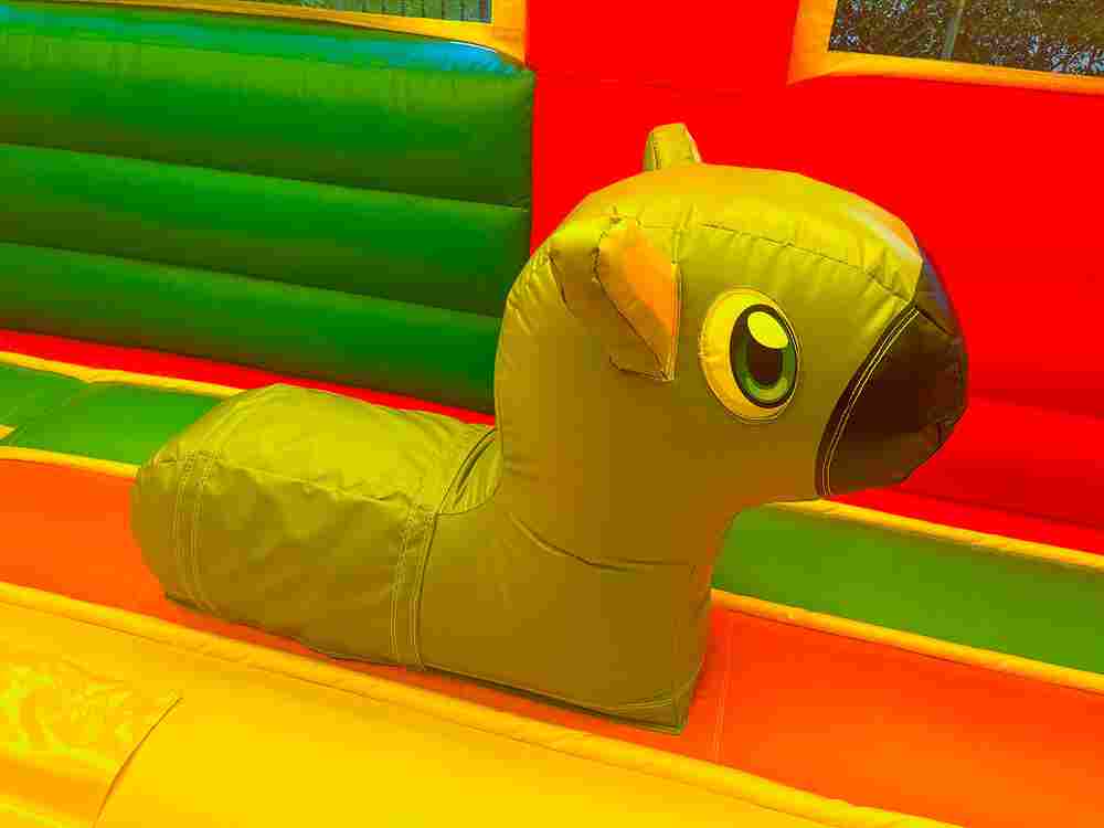 Коммерческий надувной батут «Страна Сафария 2» с крышей, 10x5x5 м.