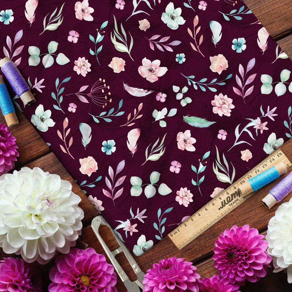 Ткань барби сдержанные цветы и листья на бордовом фоне