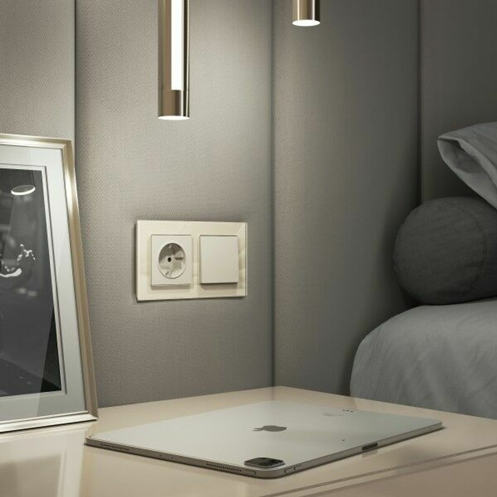 Выключатель одноклавишный (айвори матовый)