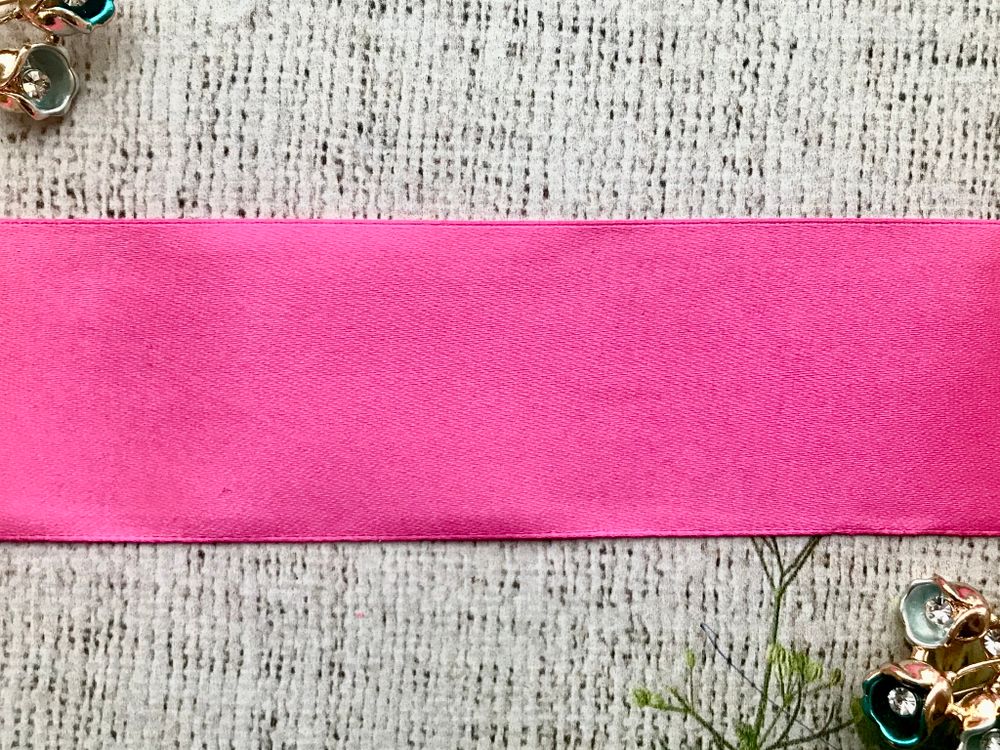 Лента атласная, ш. 5 см, светлая фуксия