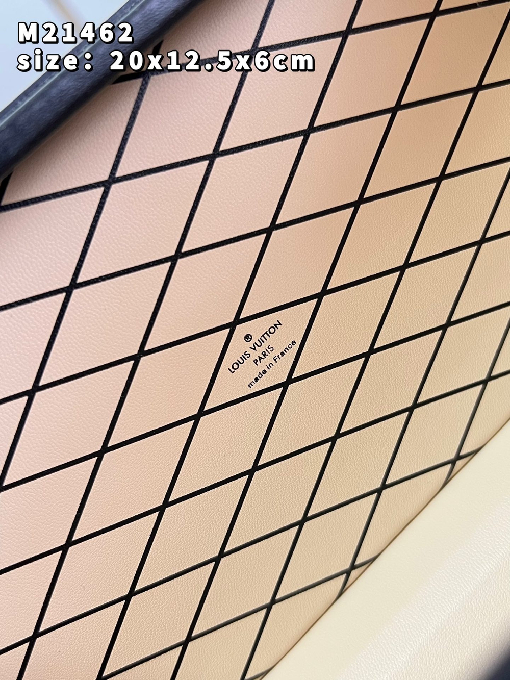 Louis Vuitton Petite Malle