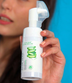 Массажная пенка для умывания с алоэ, 120мл