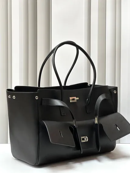 Сумка BALENCIAGA Bel Air Carry All Bag черный/серебро