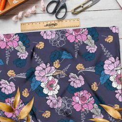 Ткань барби векторные цветы на фиолетовом