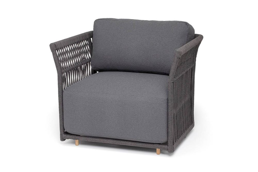 "Лугано" кресло плетеное из роупа, каркас алюминий темно-серый (RAL7024) муар, роуп темно-серый круглый, ткань темно-серая YB25-0027