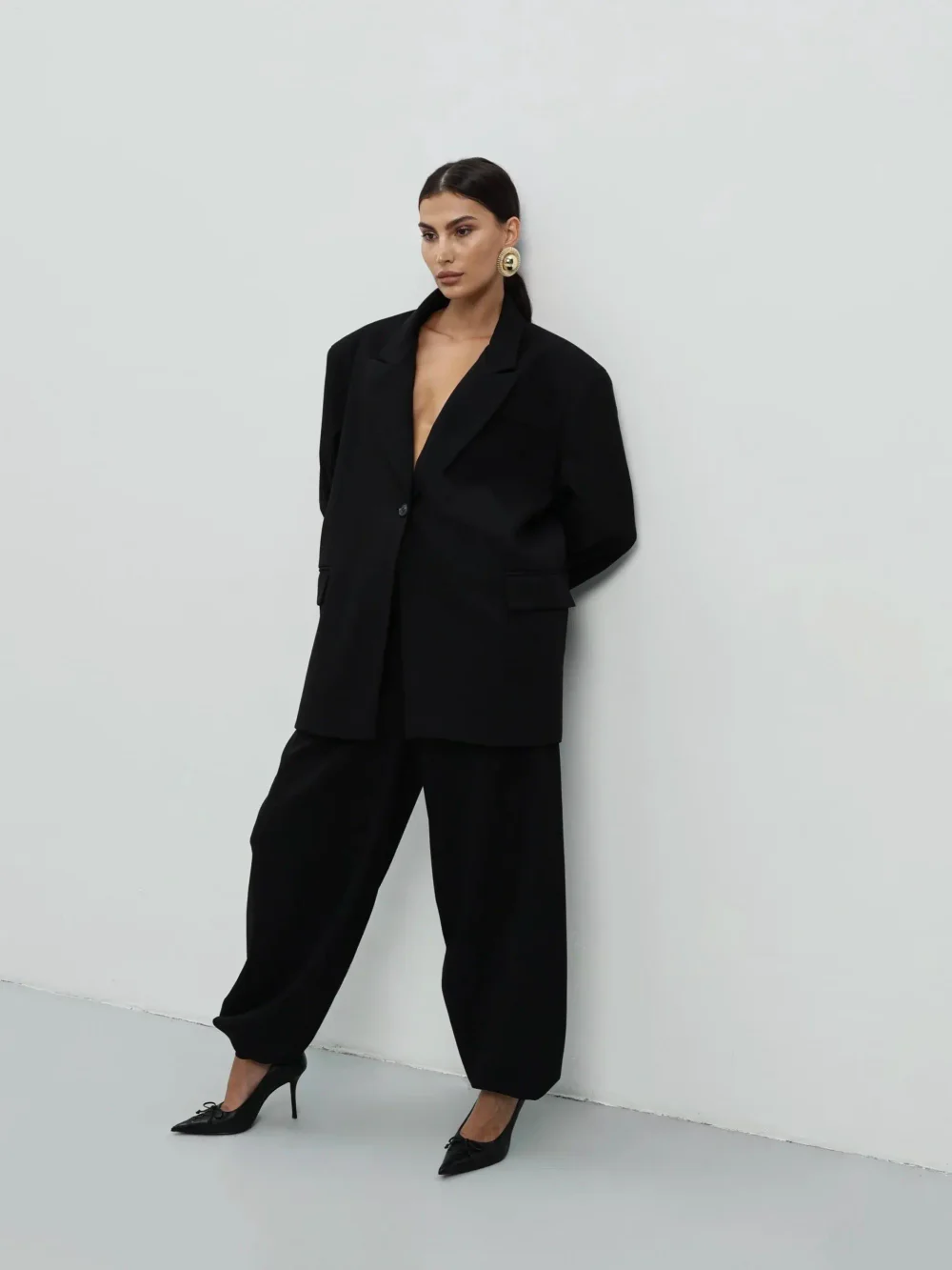 Брюки с маленькими деталями, Черные