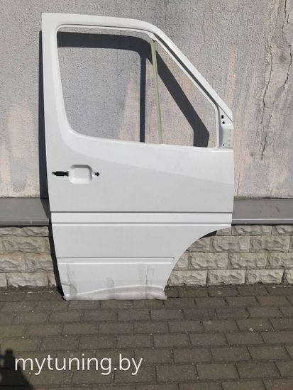 Дверь пассажирская стеклопластик для Mercedes W901-W905
