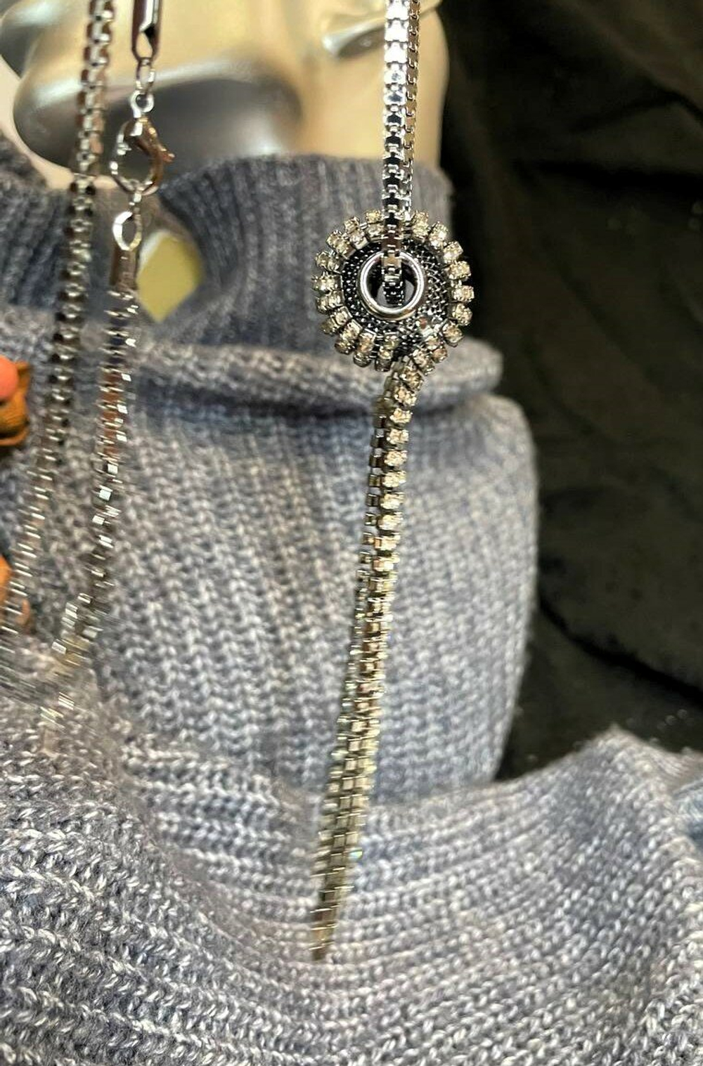 Кулон. Подвеска со стразами "Лучезарный узел" Цвет серебро