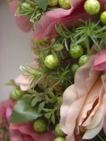 Венок цветочный для украшения интерьера 40 см