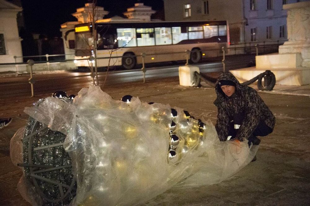 Световая конструкция «Шароель»