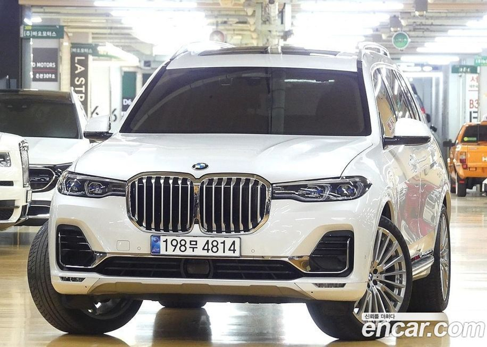 BMW X7 (G07) xDrive 40d Design Pure Excellence 6-и местный (05.2022)