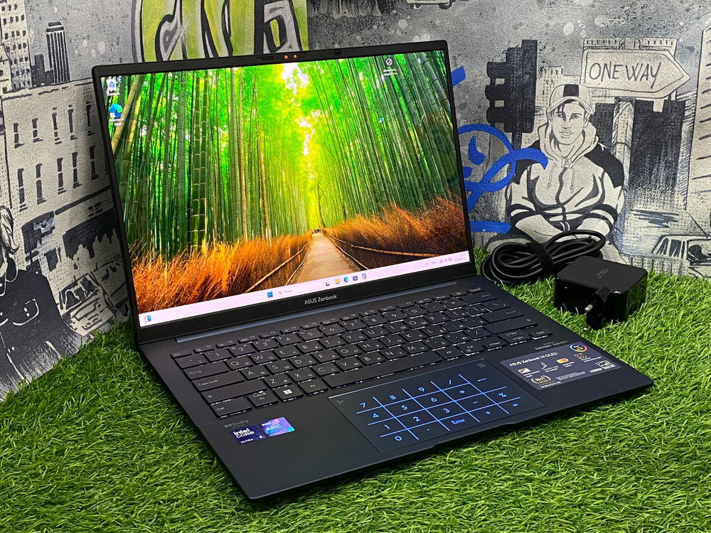 Ноутбук Asus 14" Oled Core Ultra 5 125H/ ARC/16GB/512GB SSD/ ZenBook UX3405MA-QD988[90nb11r2-m01sn]/Windows 11