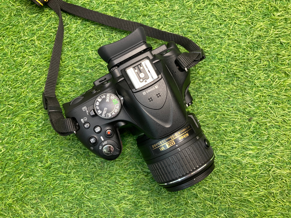 Nikon D5200 4.500 кадров + kit 18-55mm VR II