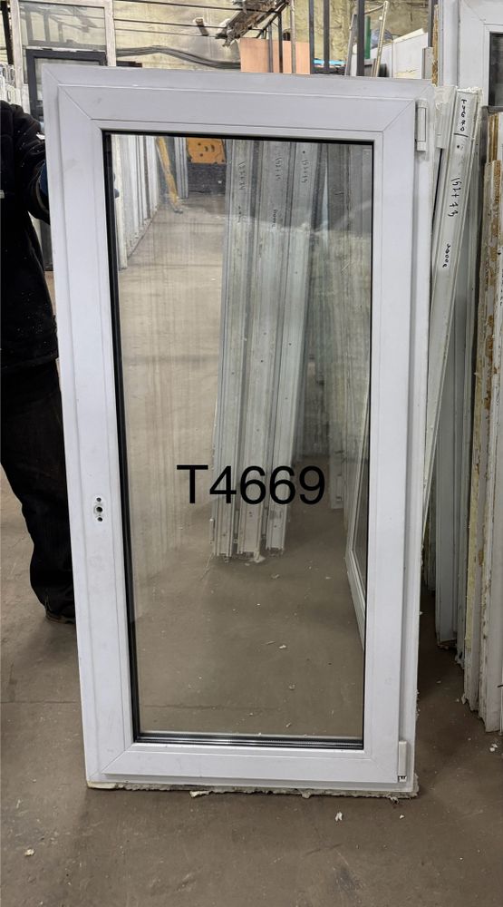 Окно Пластиковое Б/У 152(в) х 73(ш)