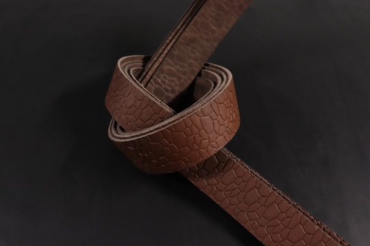 Ременная заготовка шоколад с лицевой отделкой + Плита Камни