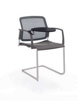 Movie стул на кантилевере со спинкой-сеткой