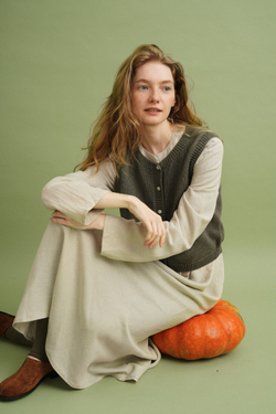 Жилет с пуговицами из итальянского хлопка цвета хаки