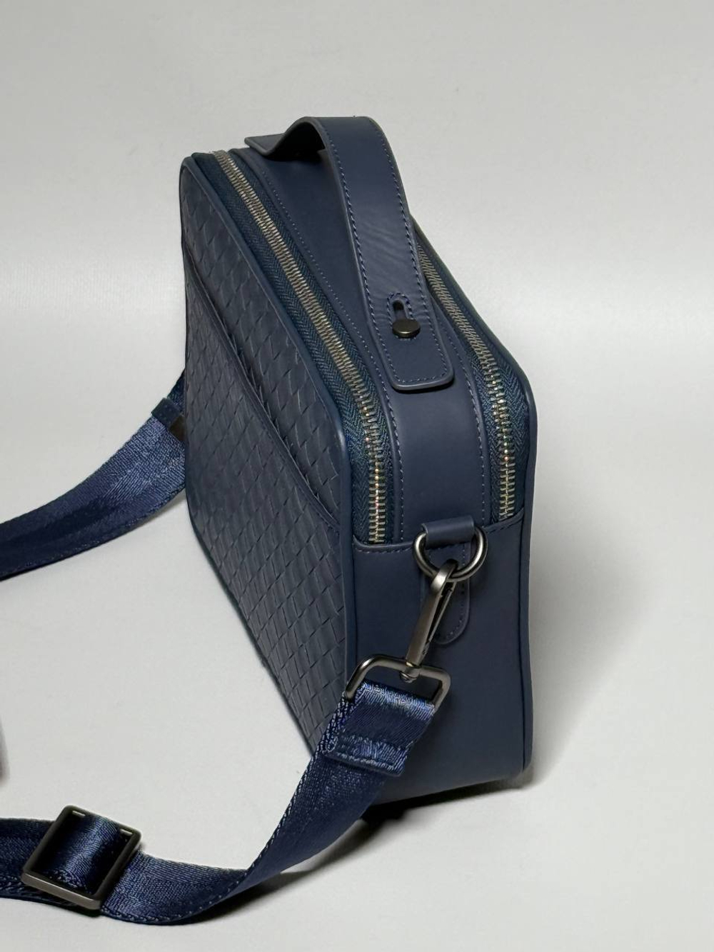 Сумка-мессенджер Bottega Veneta, арт. 477549934