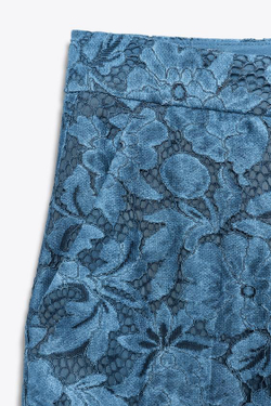 ZARA УКОРОЧЕННЫЕ БРЮКИ С КРУЖЕВОМ, СИНИЙ