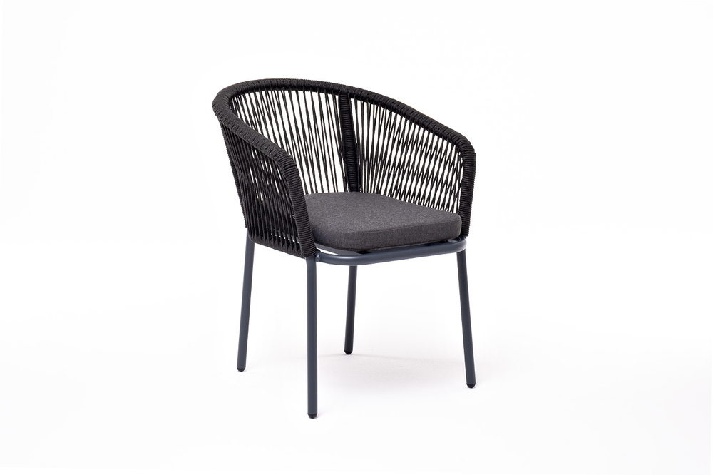 "Марсель" стул плетеный из роупа, каркас алюминий темно-серый (RAL7024) муар, роуп темно-серый круглый, ткань темно-серая 027