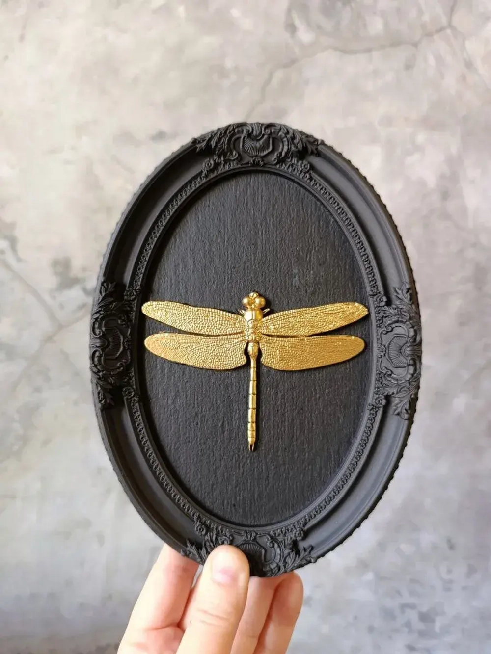 Барельеф на стену из гипса Стрекоза