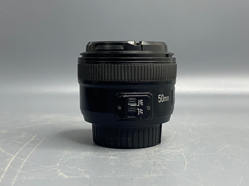 Yongnuo 50mm 1.8 Nikon F
