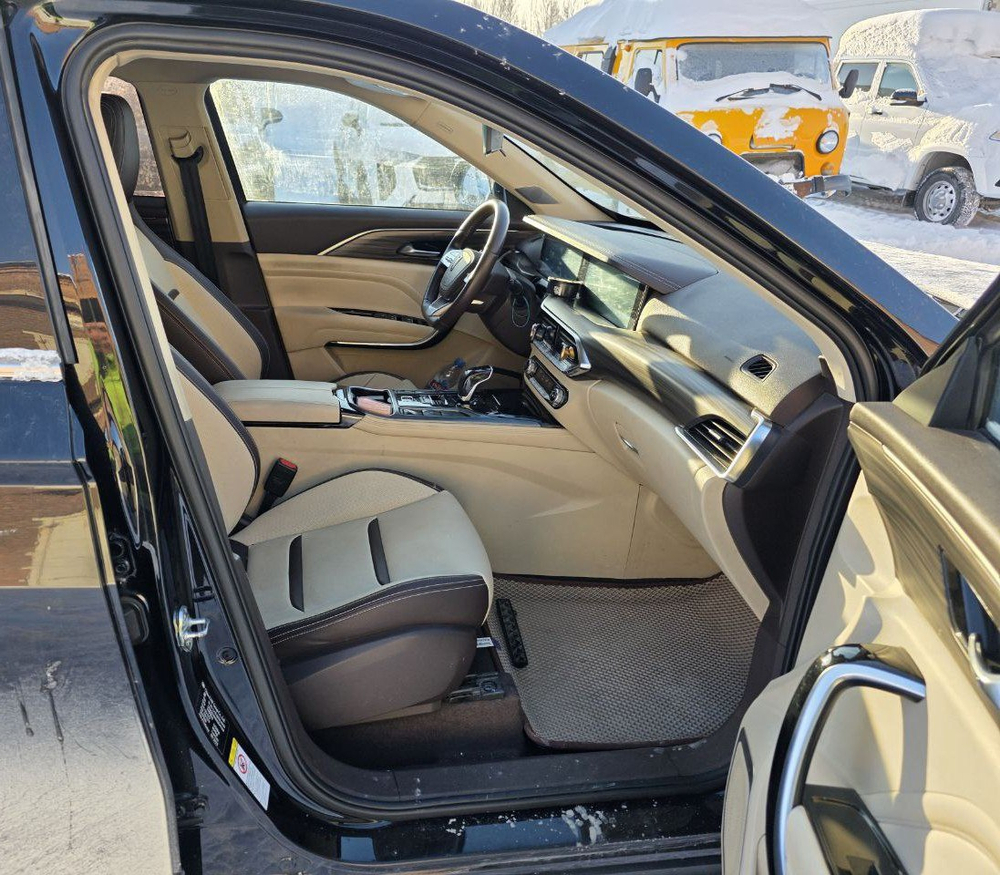 FAW Bestune T77 1.5T DCT Prestige Plus