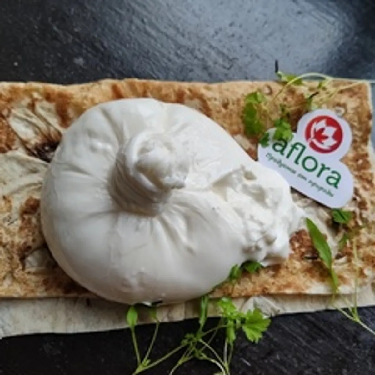 Сыр мягкий Буррата (Артизан) / 150 г / РАСПРОДАЖА