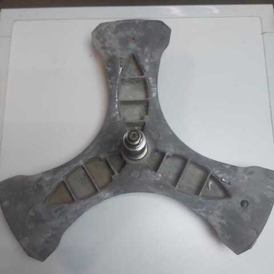 6 Крестовина для стиральной машины Bosch 11012372 б/у