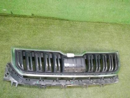 Решетка радиатора Skoda Kodiaq (2016-2022)