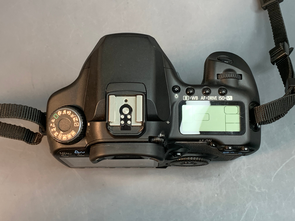 Canon EOS 40D 11.633 кадров