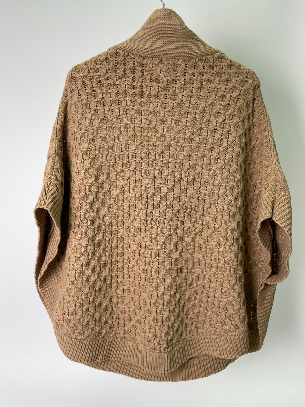 Пончо Massimo Dutti